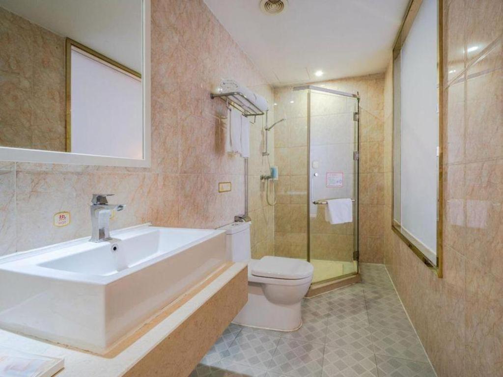 Vienna 3 Best Hotel Shenzhen Shazui Road Branch Zewnętrze zdjęcie